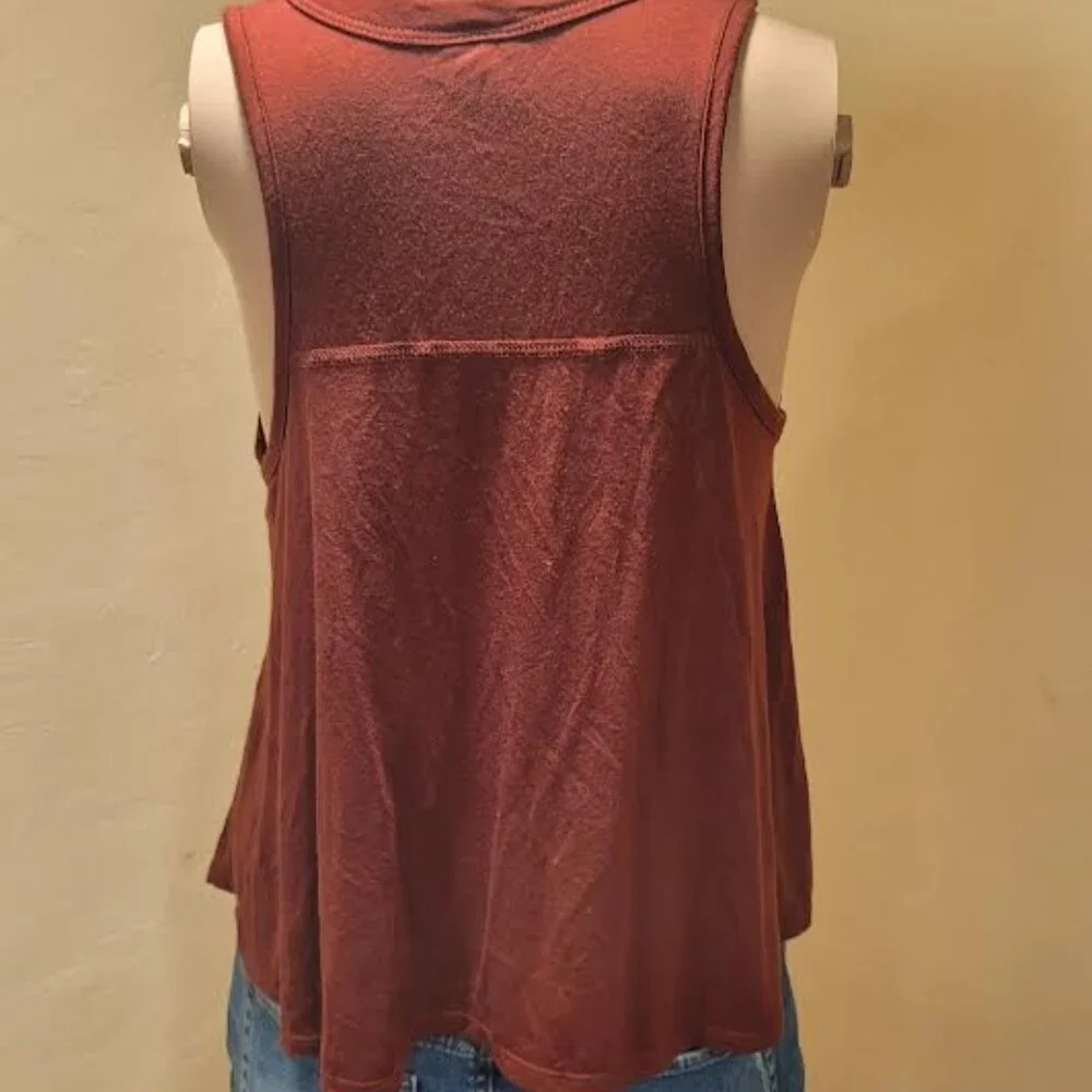 NWT Modern Lux Hit The Road Again rust colored graphic tank - Size Small - Picture 7 of 8